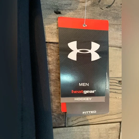 Men’s Under Armour Heatgear long sleeve shirt - Picture 7 of 9